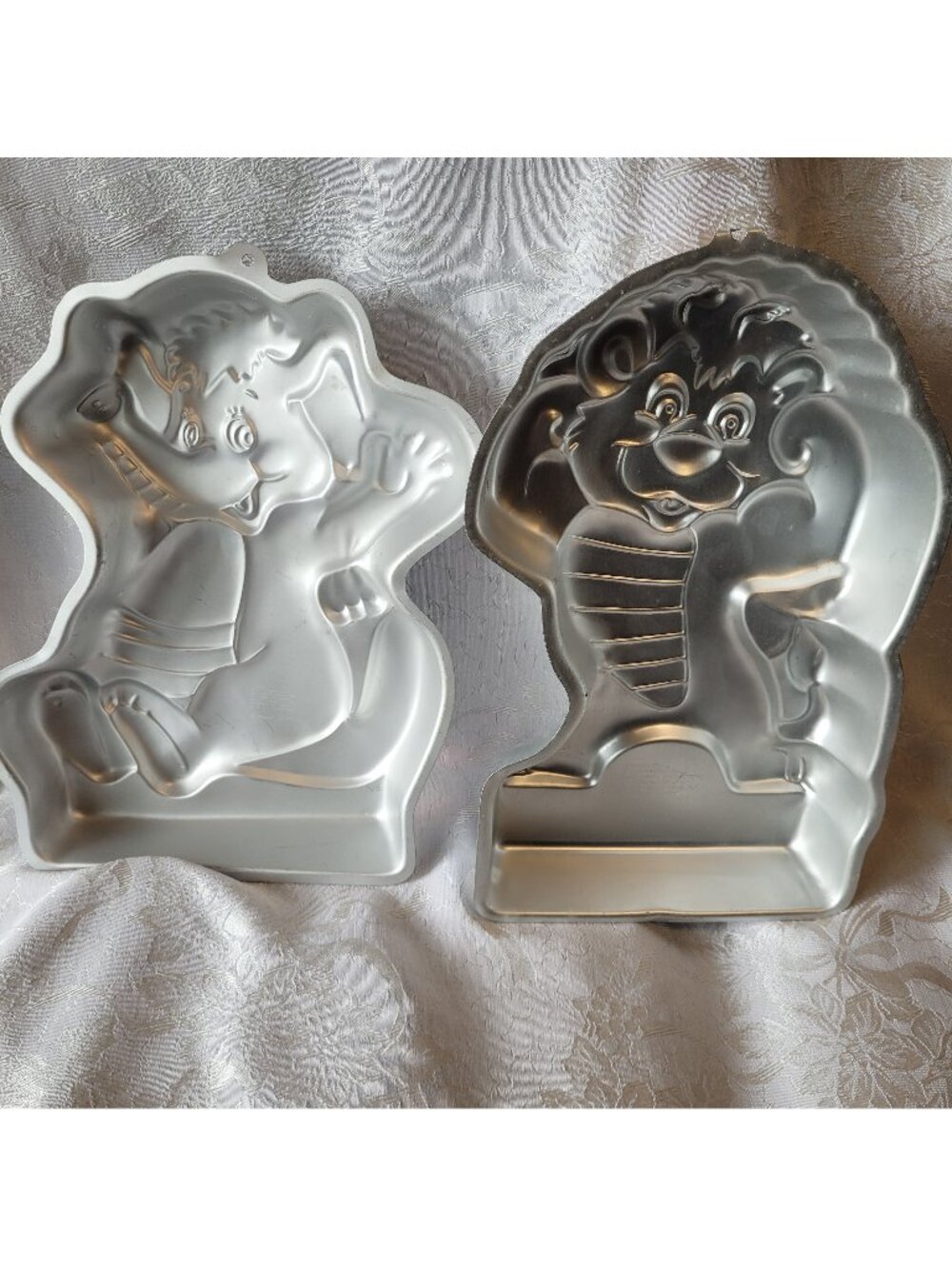 Vintage Wilton Wuzzles Cake Pan Eleroo Elephant Bumblelion cartoon 1985 retro
